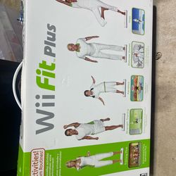 Wii Fit Plus ~ Nintendo Wii ~ New Sealed Game !