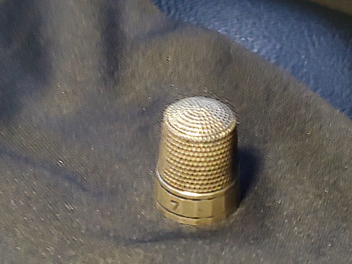 Antique 7 Sterling Silver Thimble
