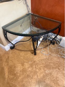 Quarter Round Custom Table
