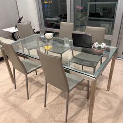 Glass Dining Table With 4 Chairs 