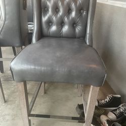 4 Bar Stool Chairs 