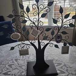 $10.00 - 16.5" Hallmark Tree Photo Display Tree with (5) Miniature Picture Frames with Glass/Velvet Fabric Back!  Beautiful!