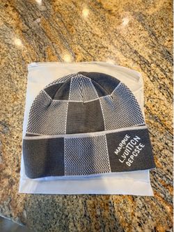 Iv beanie