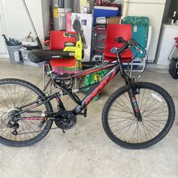 Men’s 26” Hyper Shocker Mountain Bike 