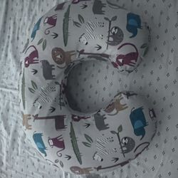 Boppy Pillow 