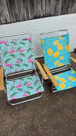 Set of beach chairs great condition