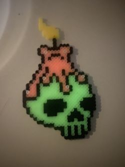 Glow In The Dark Skull W/ Pink Candle Thumbnail