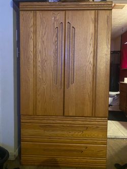 Brown wood bedroom set