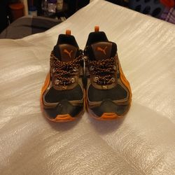 Men's Sneakers   Brand    Puma 10.5