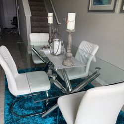 Glass dining room table