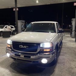 H1 LED Headlight Bulb, 10000 Lumens Super Bright LED Headlights Conversion Kit 6000K Glacier White 