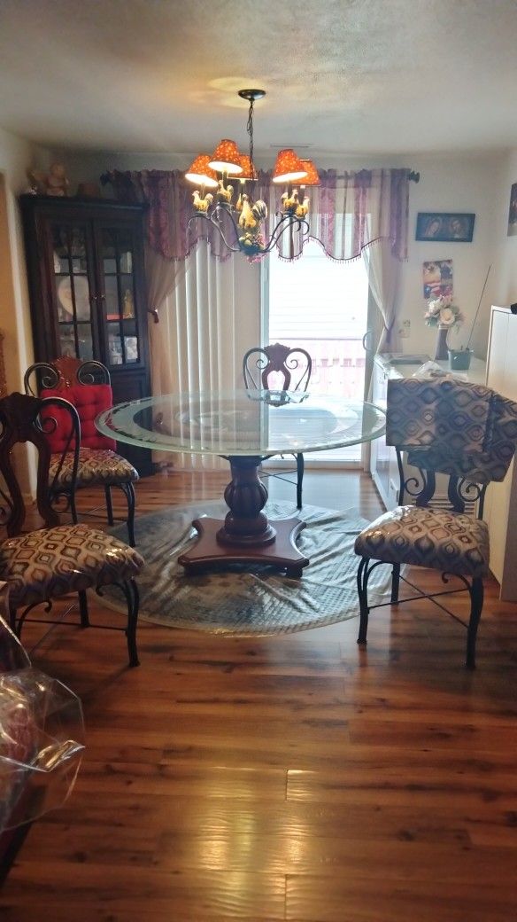 Dining Room Set