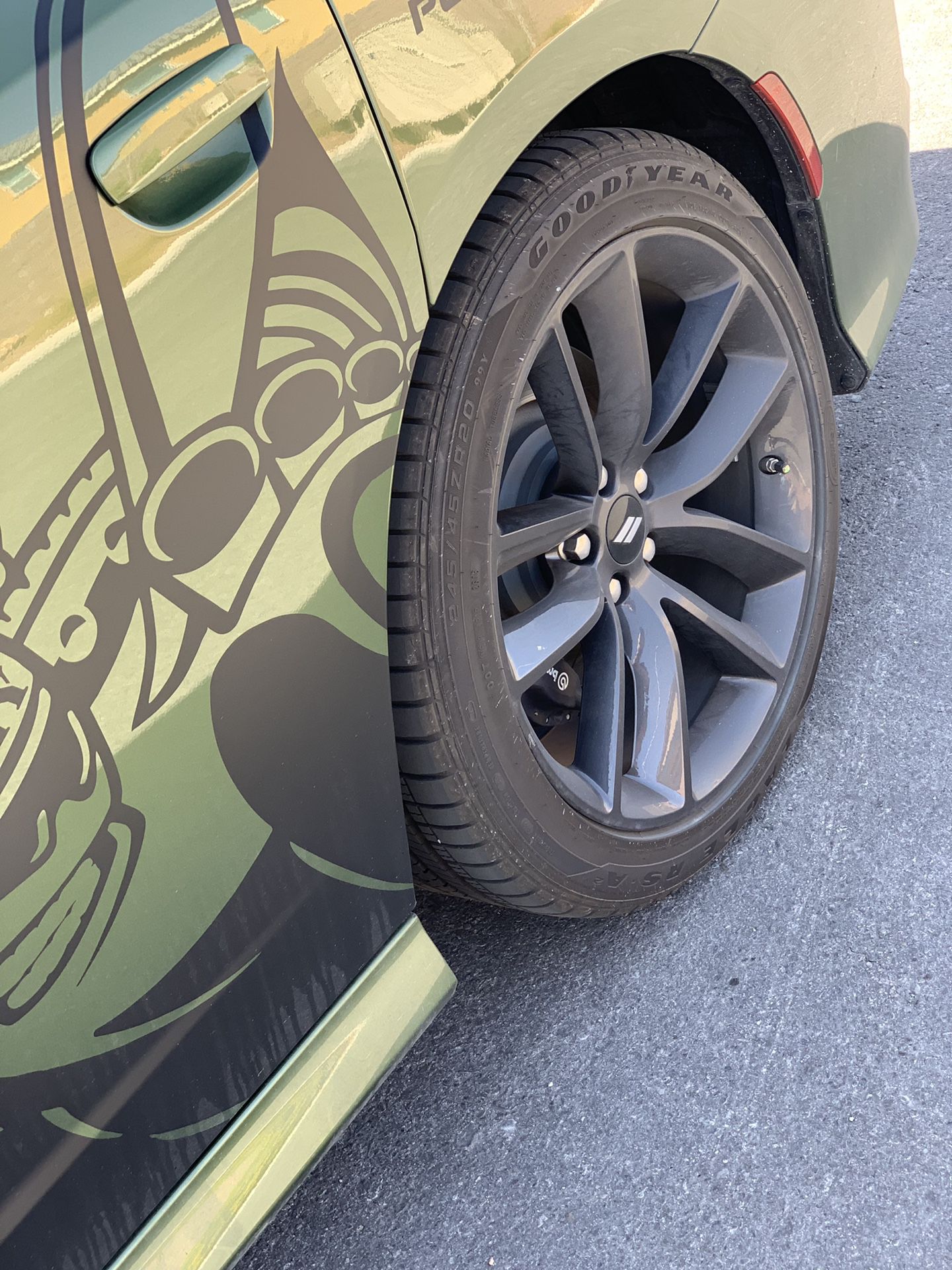 OEM 20” Dodge Scat Pack rims w/tires