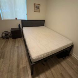 Queen Size Bed 