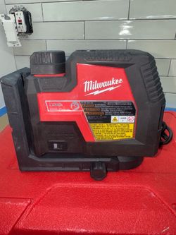 Milwaukee red-lithium cross line laser