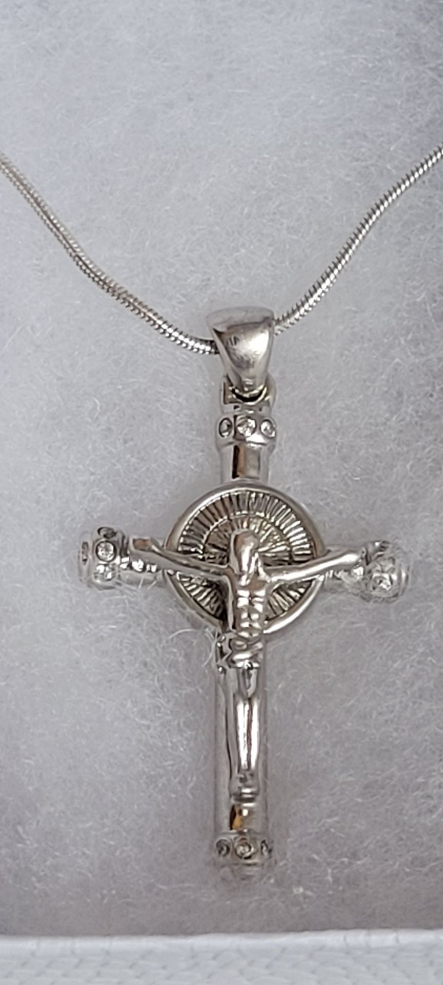Crucifix cross pendant and Chain