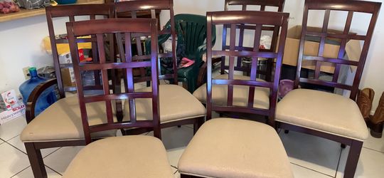 Brown/tan Dinning Room Chair Set