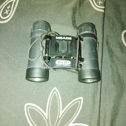 Binoculars 