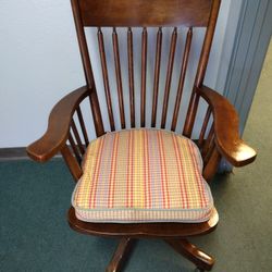 Antique rocking/Swivel Chair