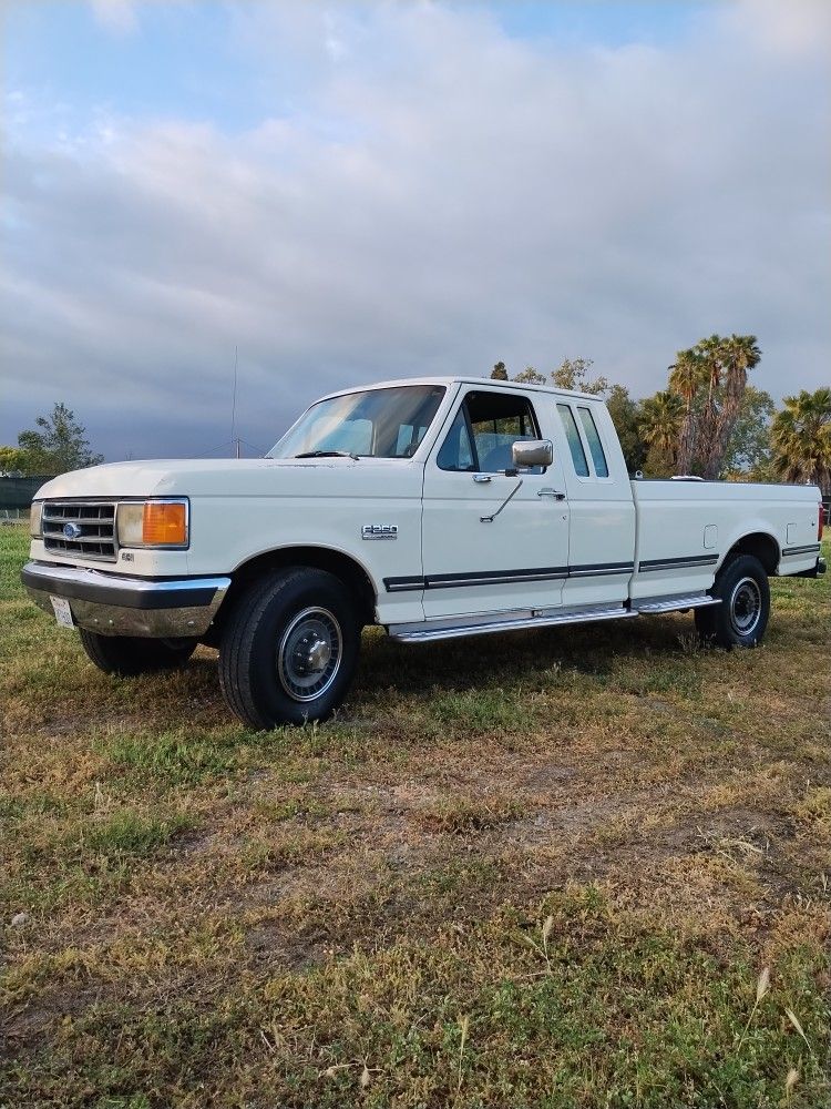 1990 Ford F-250