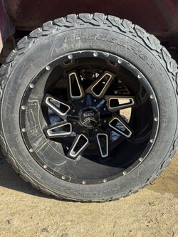 Selling My Set Of Wheels With Tires