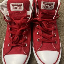 CONVERSE SIZE 10.5 NEW 