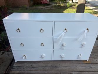 6 ft Dresser