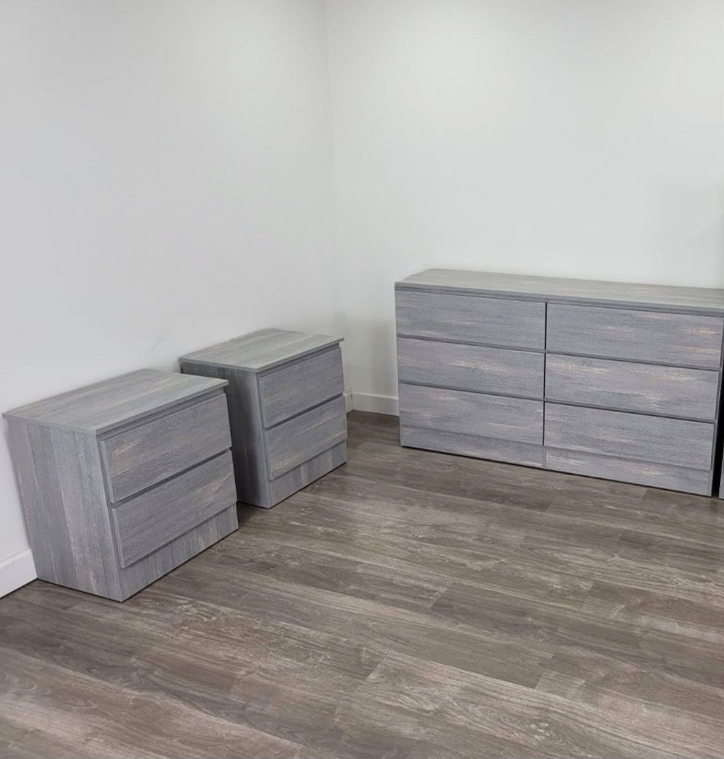 Dresser And 2 Nightstands - Cómoda Y 2 Mesitas De Noche