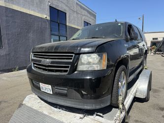 Chevy Thahoe Hybrid Looking For