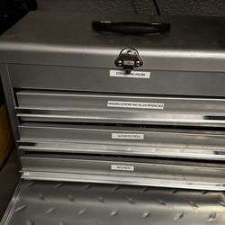 Tool Box, Four Drawers, No Brand