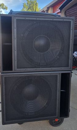 Pair of BASSBOSS DJ18S-MK3 18" Powered Subwoofers (2500W RMS Each) - Like New