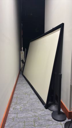 Screen projector