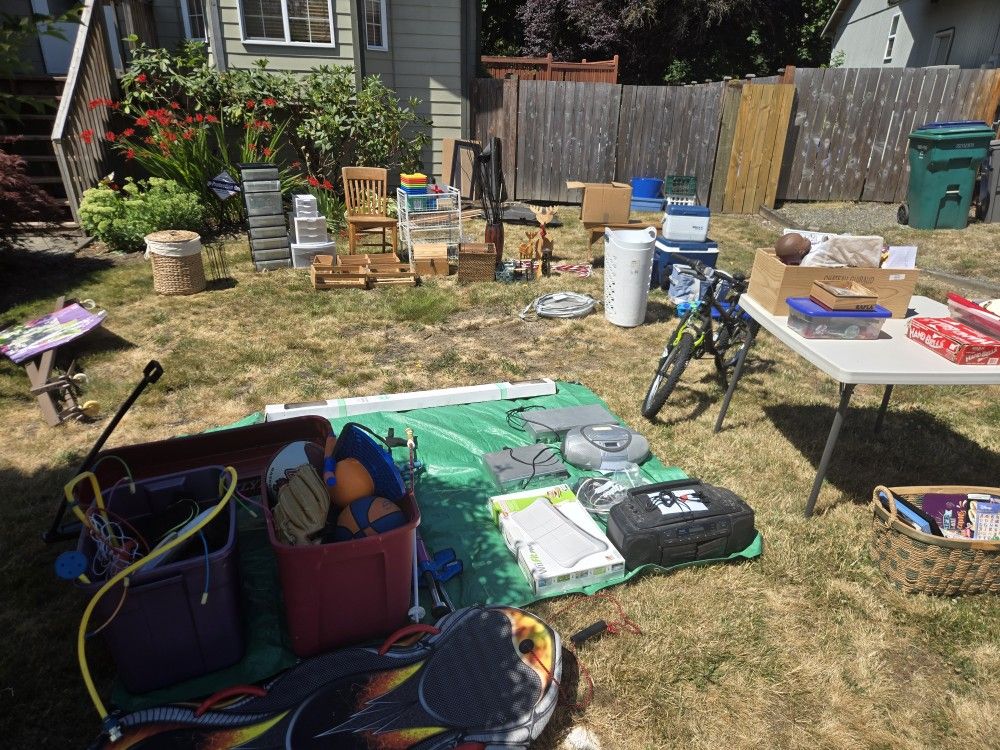 Retired Teacher Garage Sale Clearout! Come make us an offer!