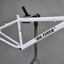 SE 29" BIG FLYER FRAME (((BENT))) BMX CRUISER BIKE BEACH MOUNTAIN MTB ROAD RACING DOWNHILL DH ENDURO CRUISER BICYCLE BIKES BMX