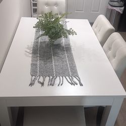 White Dining Table With  Extension And4 Chairs
