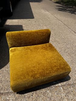 Natuzzi italia galleria lounge chair mustard/gold