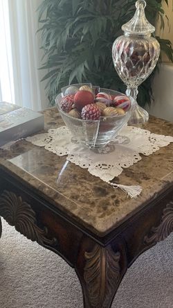 Corner Table