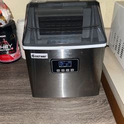Ice Maker 