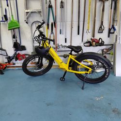 Velotric Nomad Step Through E-bike