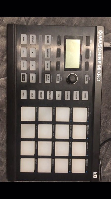 Maschine Mikro MK1 (No Software) Comes with wires