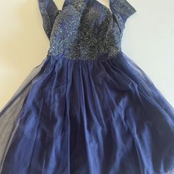 Dillards  Dress Size 3 
