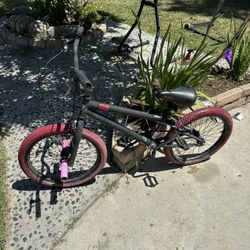 Kent Dread 20' BMX Bike