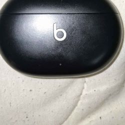 Beats Studio Buds