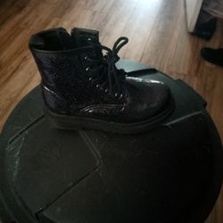 New Size 3 Girl Boots