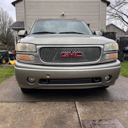 GMC YUKON DENALI XL 2002 