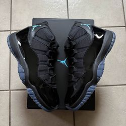 Jordan 11 Gamma Brand New Dead stock