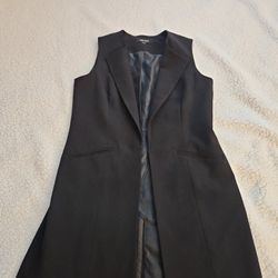 Long Sleeveless Vest
