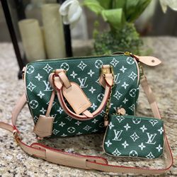 Green Xuittton VL 25 w/ Wallet