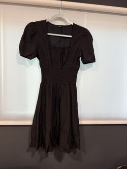 Herpeeus: Black Dress 