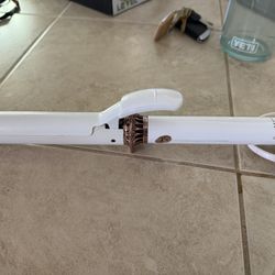 T3  1.25” Curling Iron 